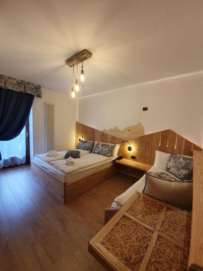 Hotel Pezzotti Pellizzano Buitenkant foto