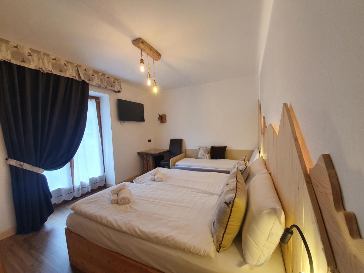 Hotel Pezzotti Pellizzano Buitenkant foto