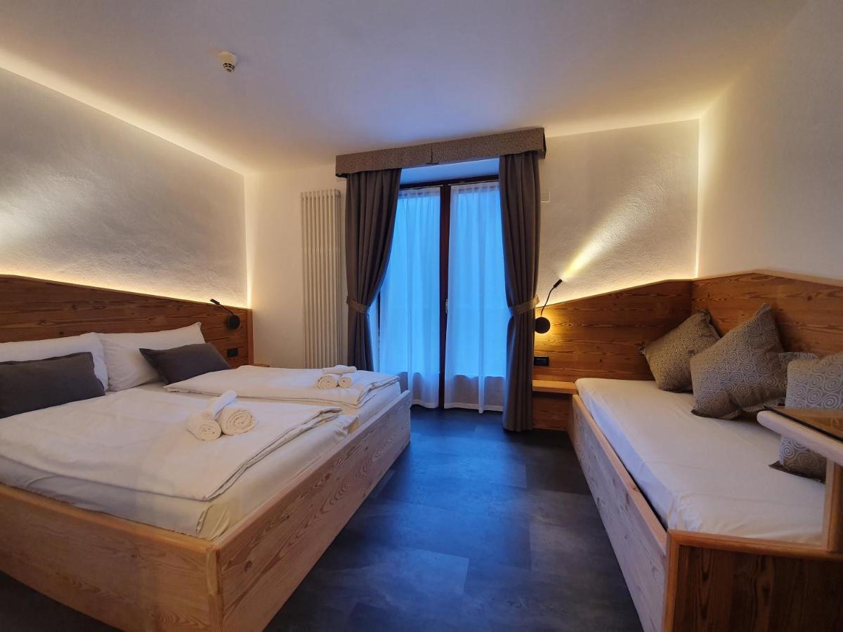 Hotel Pezzotti Pellizzano Buitenkant foto