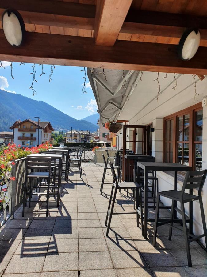 Hotel Pezzotti Pellizzano Buitenkant foto