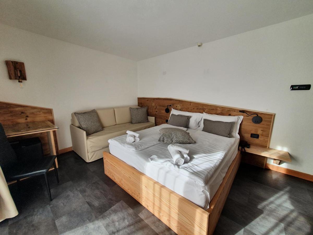 Hotel Pezzotti Pellizzano Buitenkant foto