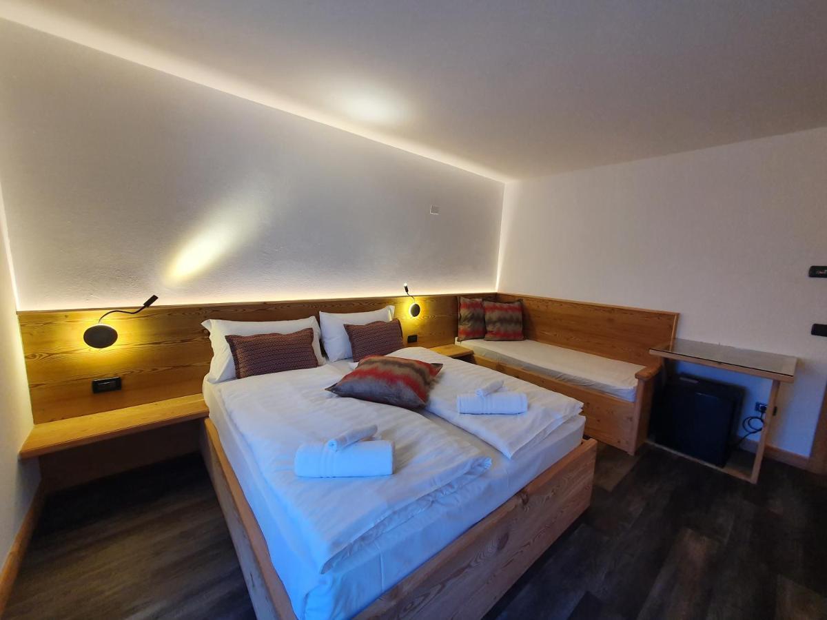 Hotel Pezzotti Pellizzano Buitenkant foto