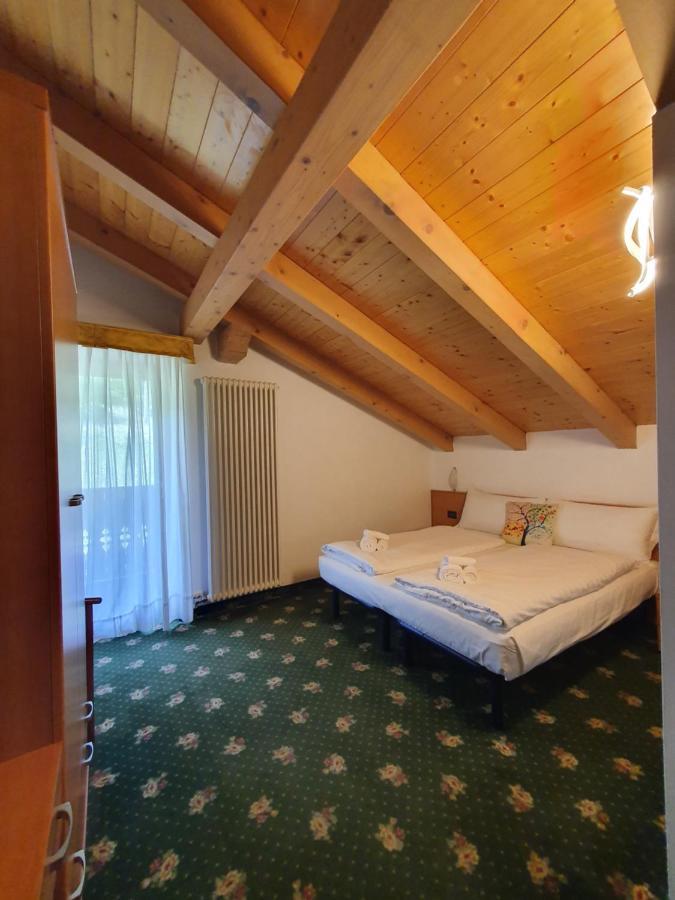 Hotel Pezzotti Pellizzano Buitenkant foto